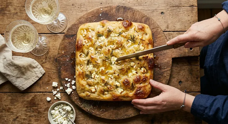 Feta-hunaja focaccia